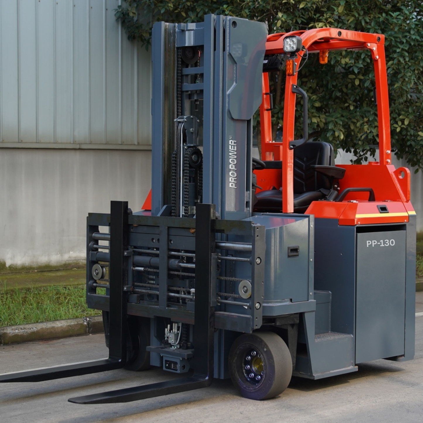 PP-130 Forklift