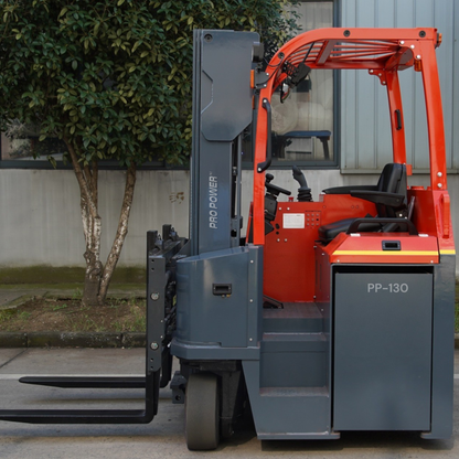 PP-130 Forklift