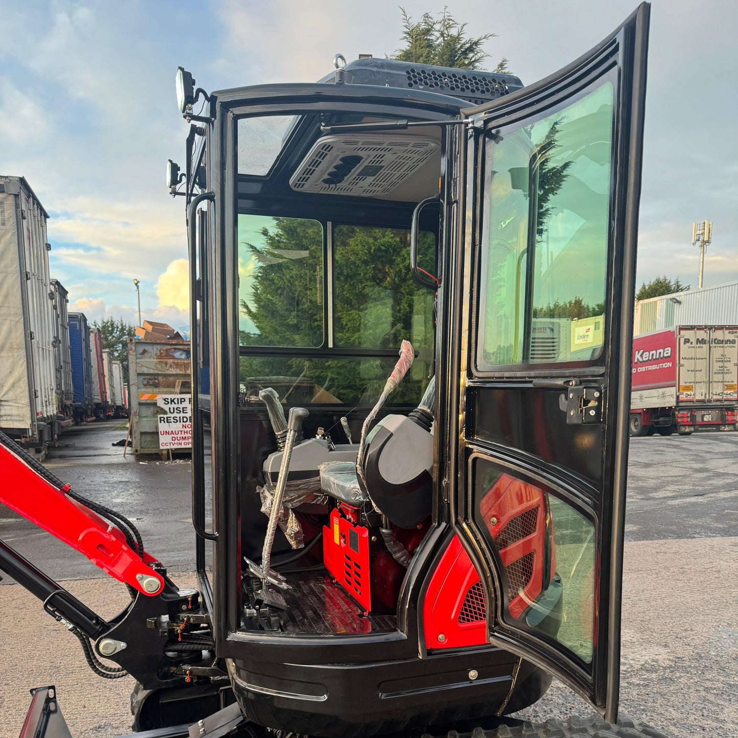PP-T25 Mini Excavator